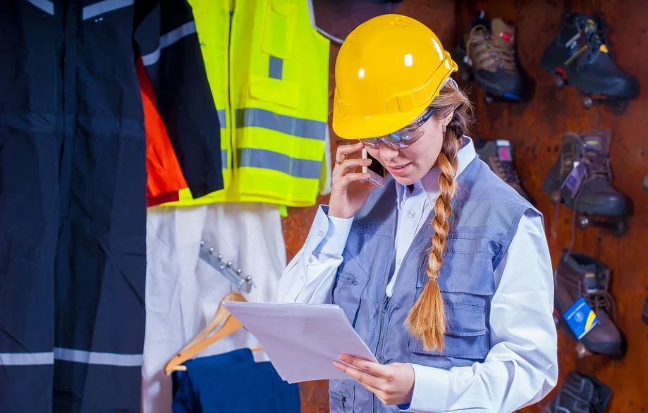 top-manufacturing-kpis-track-software-acumati